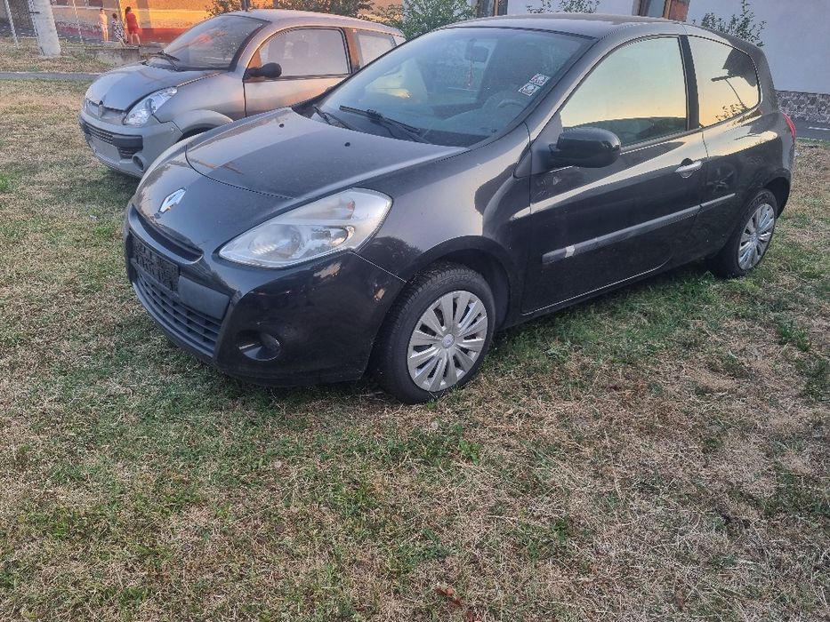 RENAULT Clio
