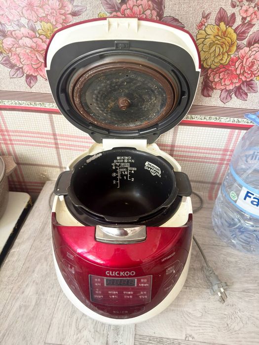 Рисоварка, кашеварка корейская Cuckoo