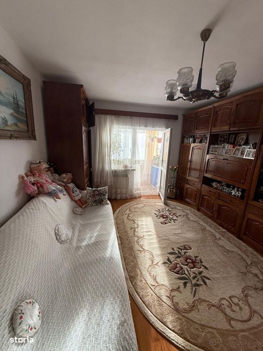 Apartament cu 2 camere semidecomandate, Zamca