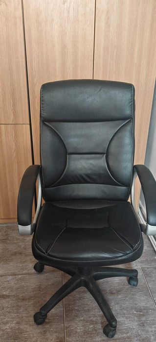 Scaun de birou din piele