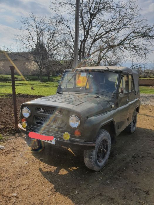 UAZ 4x vils xolati orta