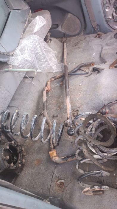 Прдам запчасти на ланд крузер