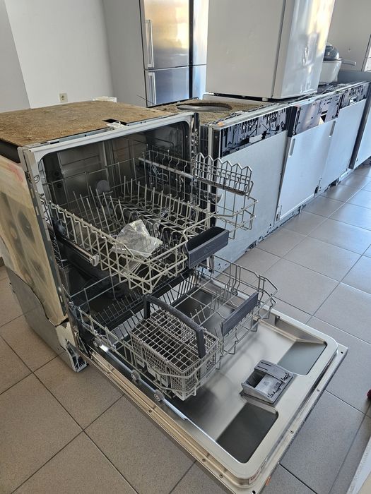 Съдомиялна за пълно вграждане NEFF