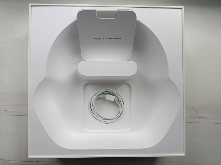 Б/У Наушники Apple AirPods Max черный