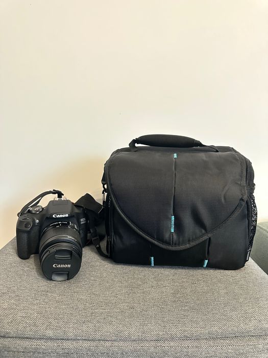 Canon EOS 2000D DSLR + accesorii | Ca nou | 1650 lei