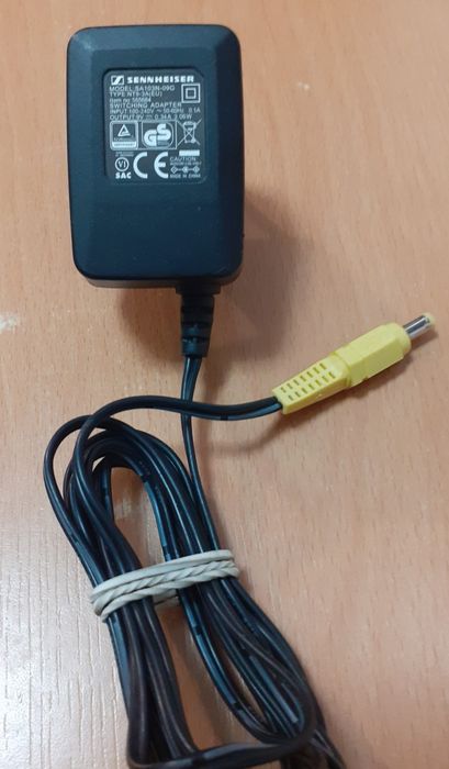 Alimentator Sennheiser,Model SA103N-09G, 9V 0,34A 3,06W ,cu mufă de 4,2mm, pentru alimentarea sistemelor de Căști wireless,pentru TV  etc.