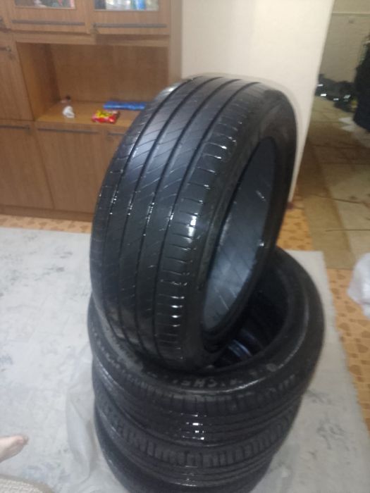 Летние шины б/у в отличном состоянии