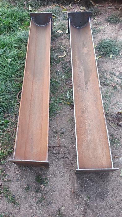 Vând vălău pentru porci!