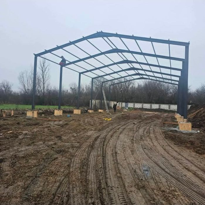 Structura metalica ferme stâlpi  6x20