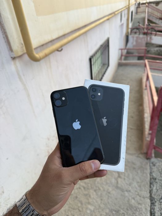 Iphone 11 c гарантия срочно продается