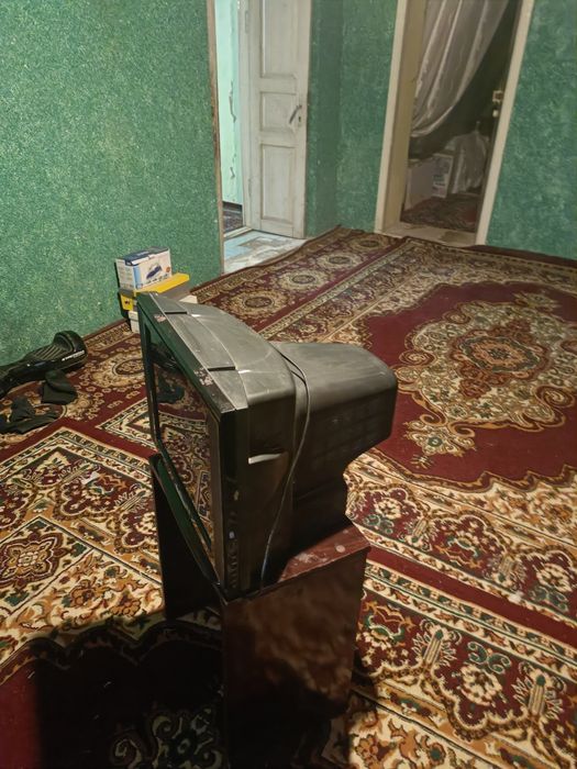 Telvizor kimgadur kerak boʻlsa aloqaga chiqoʻraslar zoʻr koʻrsatadi