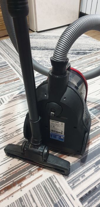 Шаңсорғыш пылесос Samsung 1800w