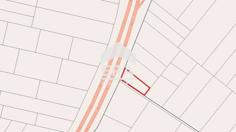 Страхотен инвестиционен парцел на главния път Хасково Димитровград