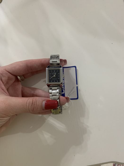 Женские новые часы casio