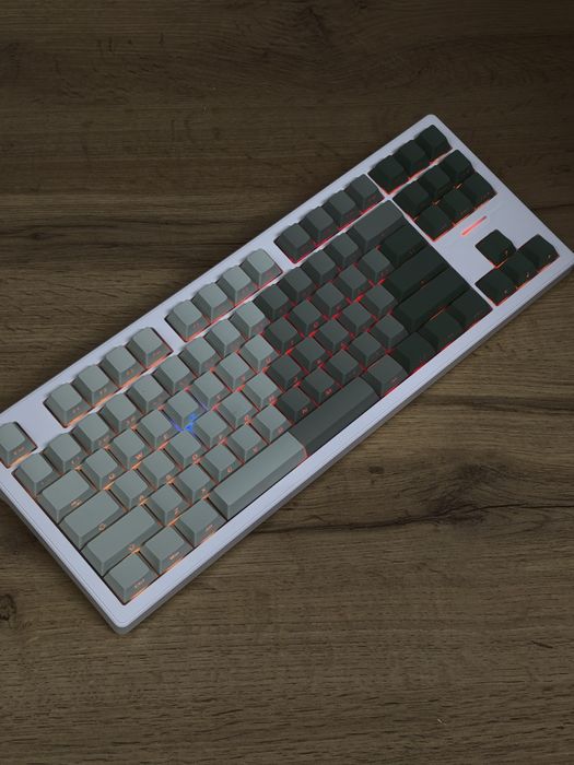 Механическая беспроводная клавиатура