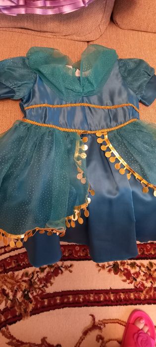 Rochițe de ocazie pentru fetiță 3-6 ani