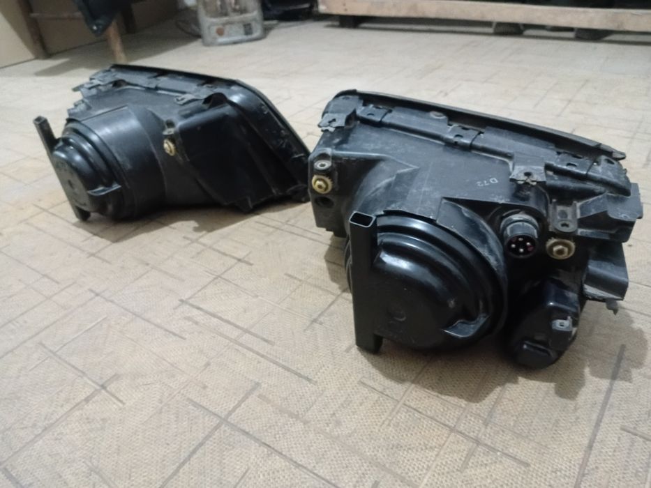 Фары Ауди 100с4 оригинал