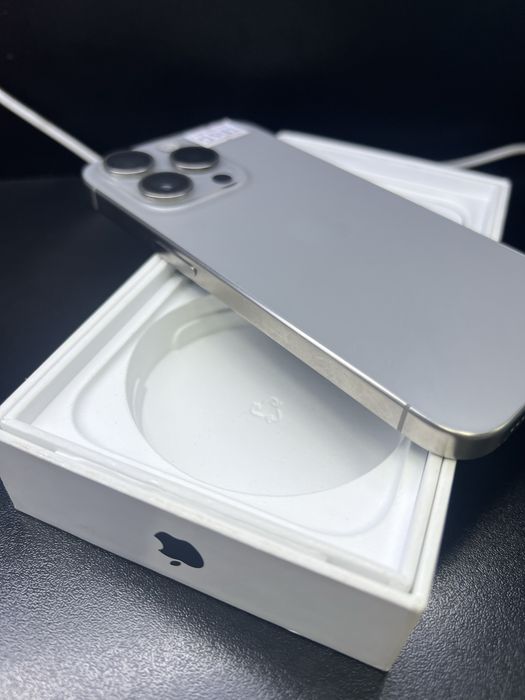 iPhone 15 Pro 128 GB