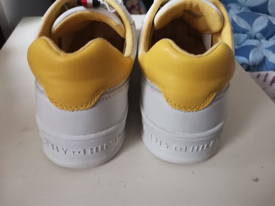 Tommy Hilfiger mar. 40