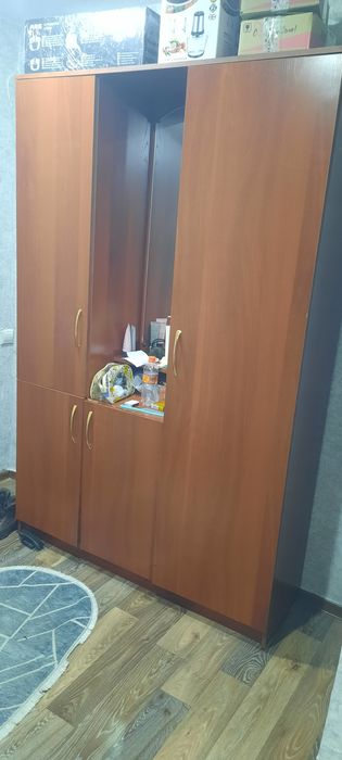 Продам Шифонер хорошем состоянии
