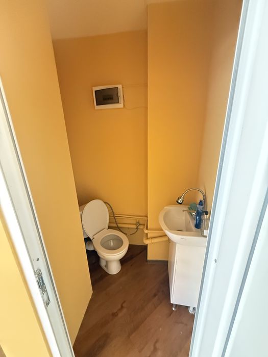 Дава се под наем Магазин в Димитровград - 110 кв.м за 290 € - Снимка #2