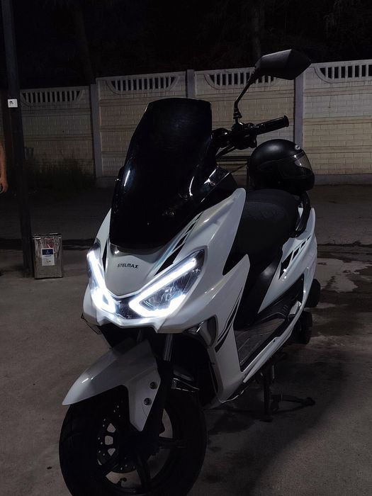 Skuter 180 kub sotiladi
