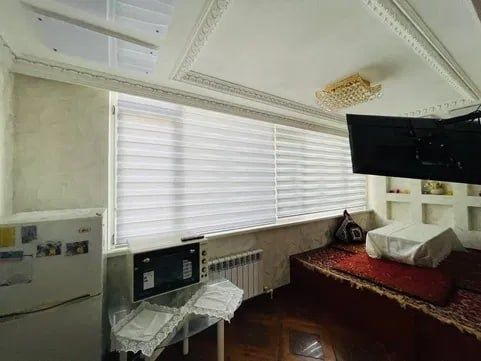 Срочно Продаётся ДрНар 3/4/4 с мебелью техникой ремонт средний !