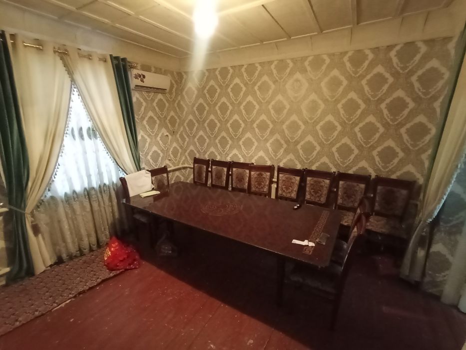 Продаёт участок в Бектемире