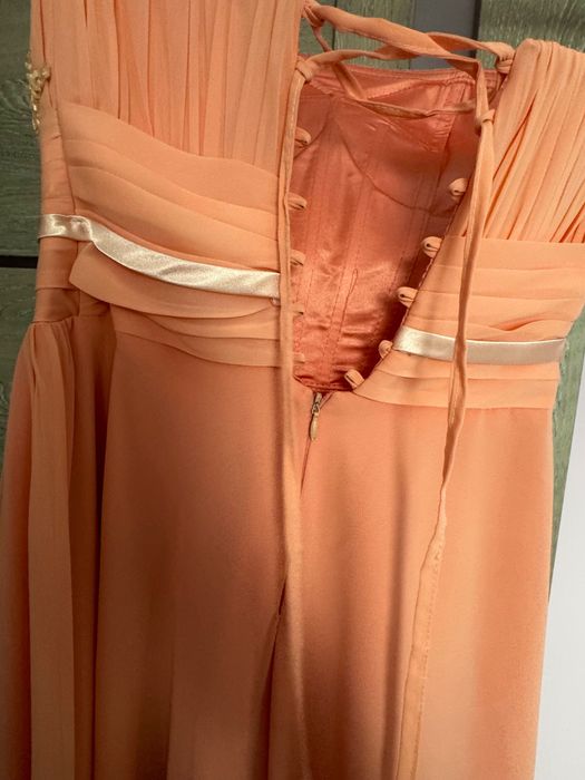 Бална Рокля - цвят праскова