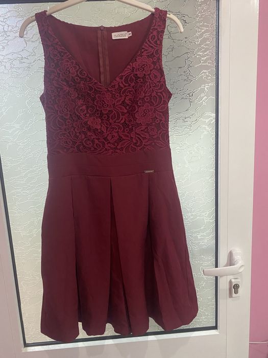 Различни рокли в размер С М