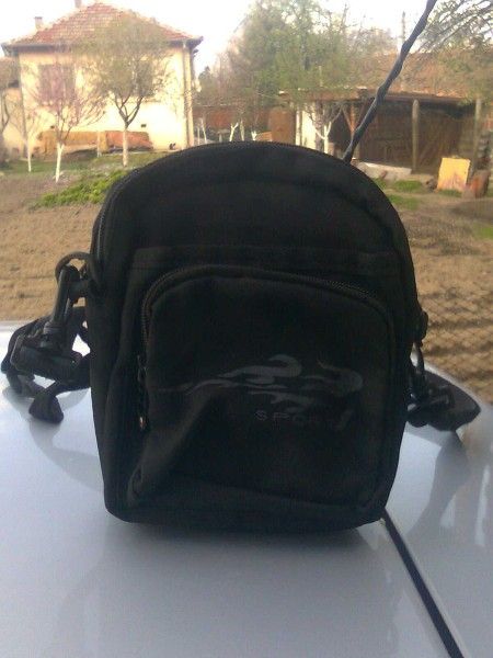 Продавам мъжка чанта(спорт)