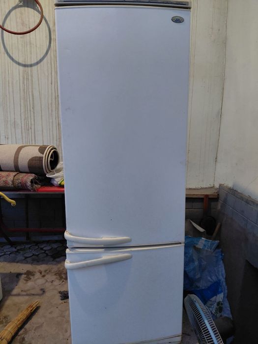 Ошхонада яхши ишлайдиган холодильник