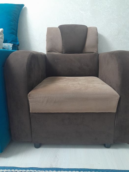 Продаю новый кресло.