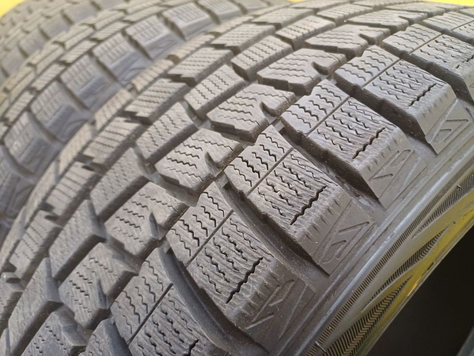 Шины 215 50 R17 DUNLOP комплект
