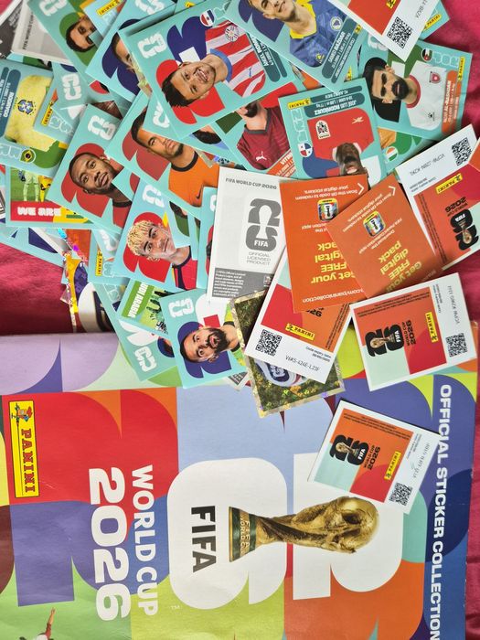 100 бр Стикери FIFA 2026 PANINI