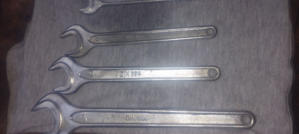 Продавам гаечни ключове gedore