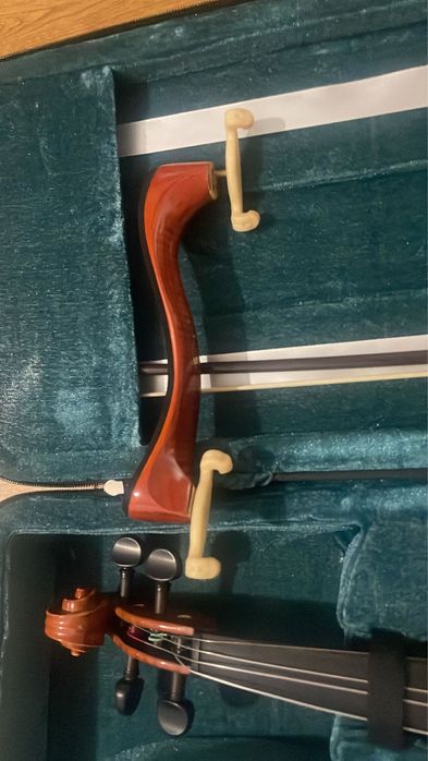 Vioara herman beyer 4/4 cu accesorii incluse