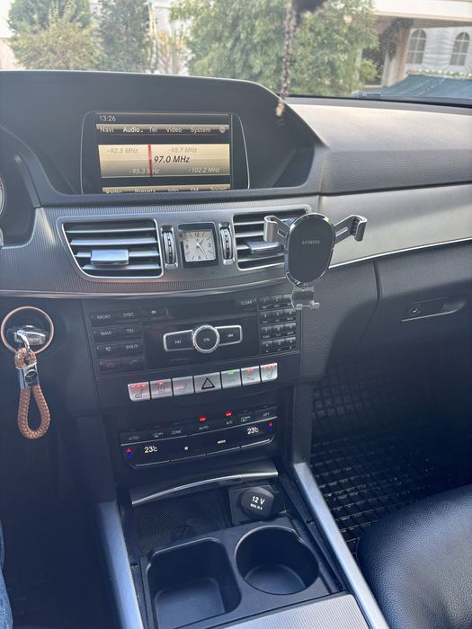 Mercedes E-class, 2013, facelift, cu toate optiunile de siguranta