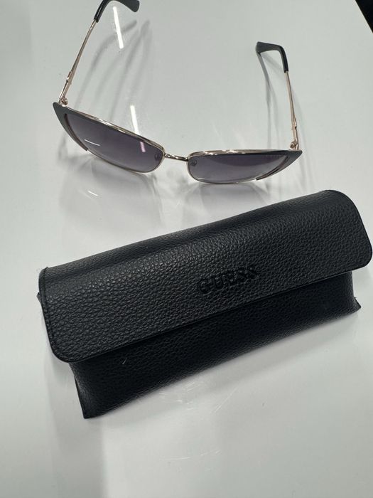Слънчеви очила Guess