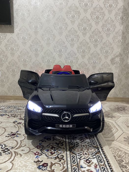 Детская электромашина мерс