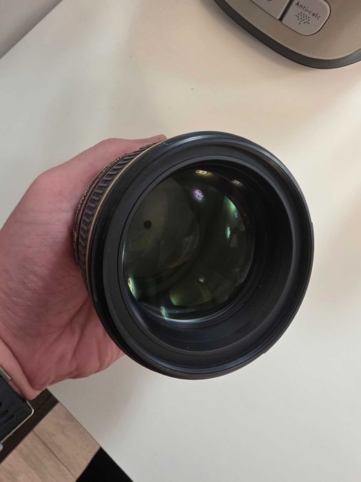 Obiectiv Nikon AF-S 85mm f/1.4G - Gama Pro + Husă Transport & Protecție