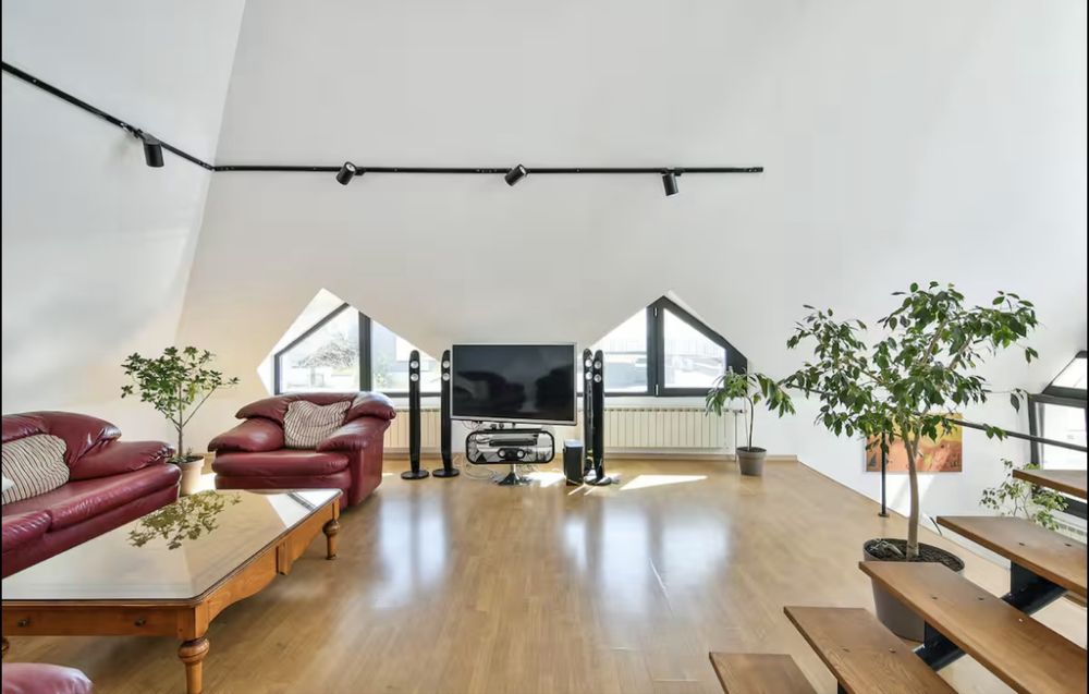 Skyline Grand Penthouse Варна Безплатен паркинг  4 Спални 3 Бани 400€