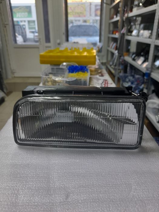 Туманки на бмв е36 комплект.