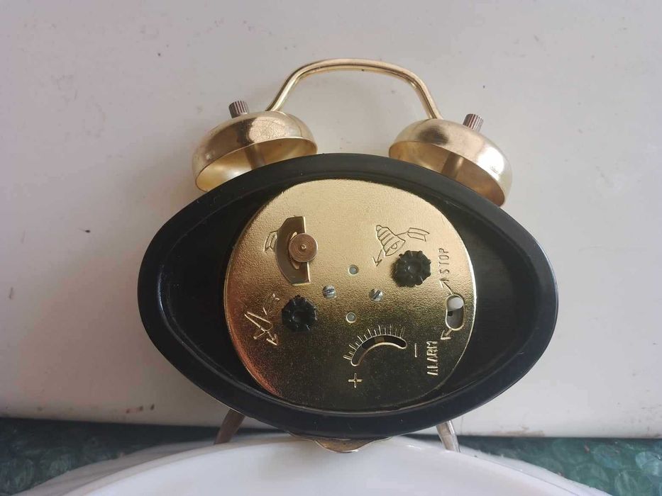 Ceas desteptatorde masa/semineu-mecanic SANHAI .