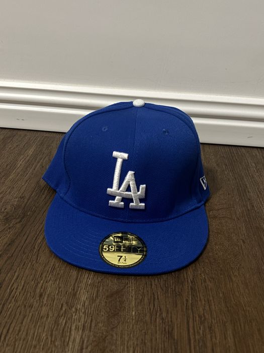 sapca new era albastra fitted