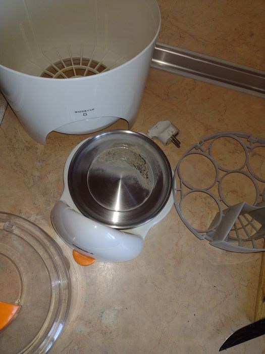 Бебефон и Стерилизатор за шишета