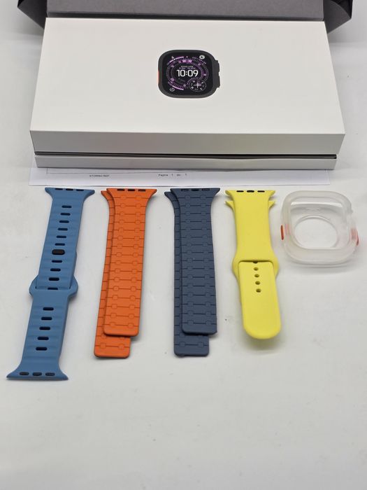 Apple Watch Ultra 3, GPS + Cellular, Carcasa Black Titanium 49mm