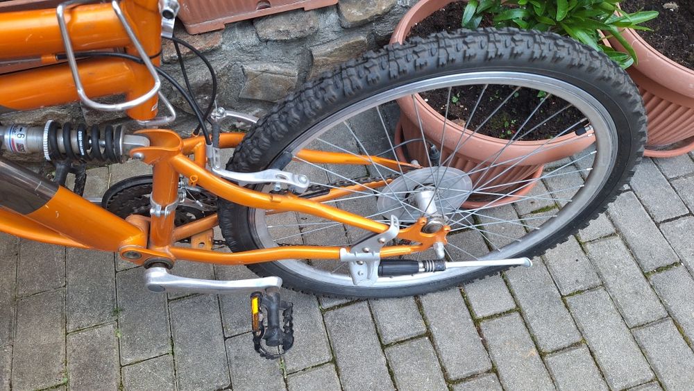 De vînzare bicicleta