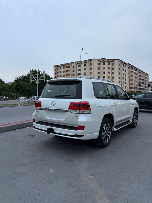 Toyota Land Cruiser Prado 200