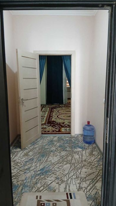 Карши ситидан 2 хонали уй сотилади